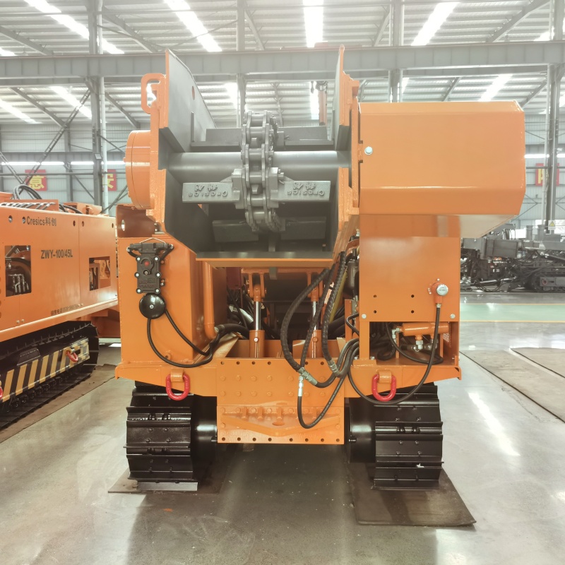 Máy xúc lật cần bán