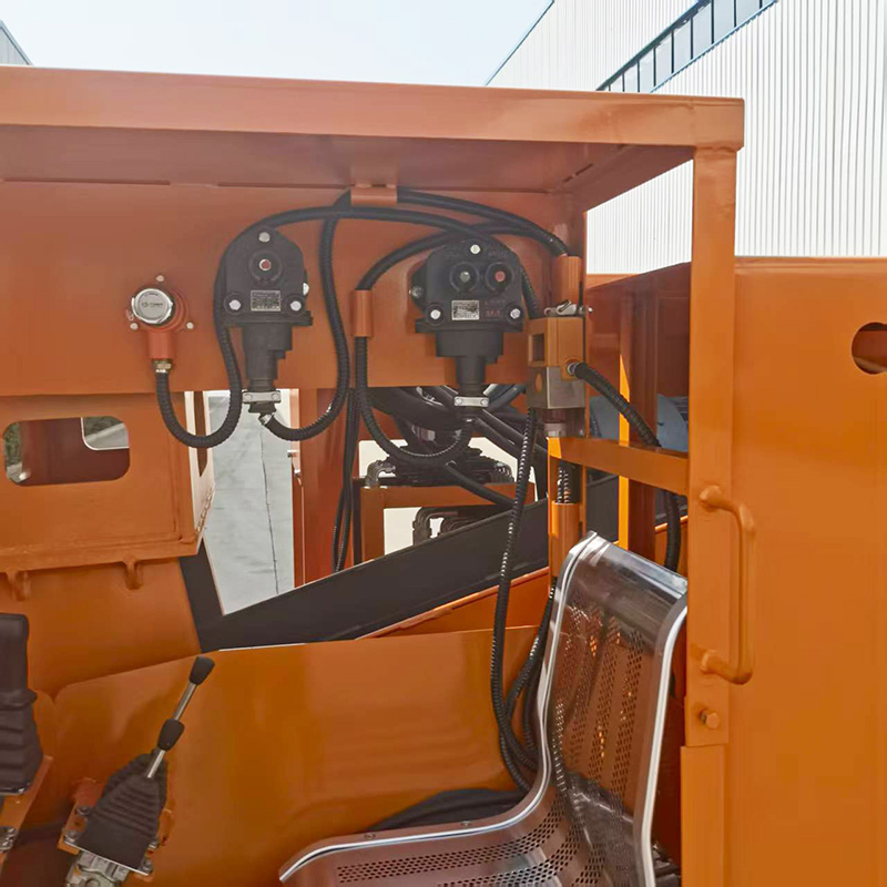 Máy xúc đào hầm