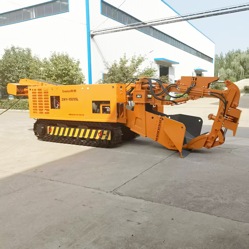 Экскаватор-погрузчик