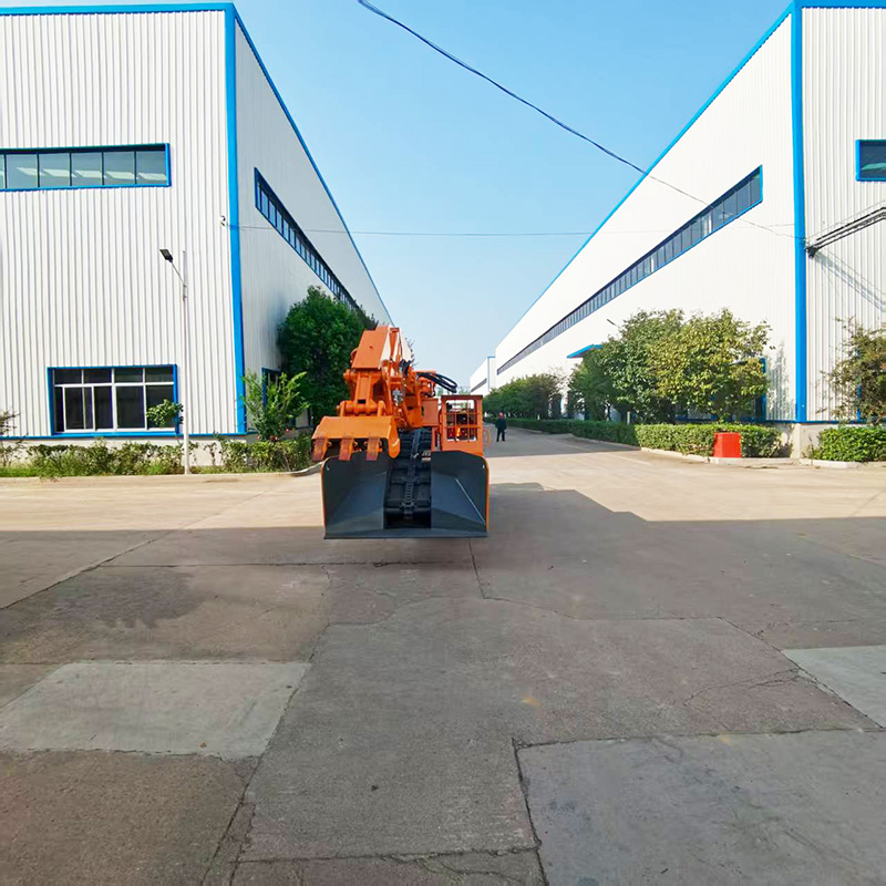 Carregadora de entulho média